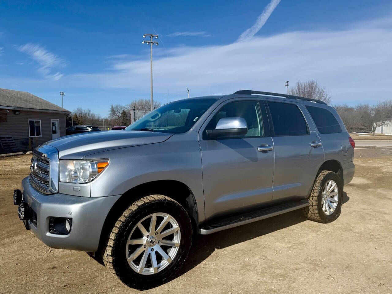 2013 TOYOTA Sequoia