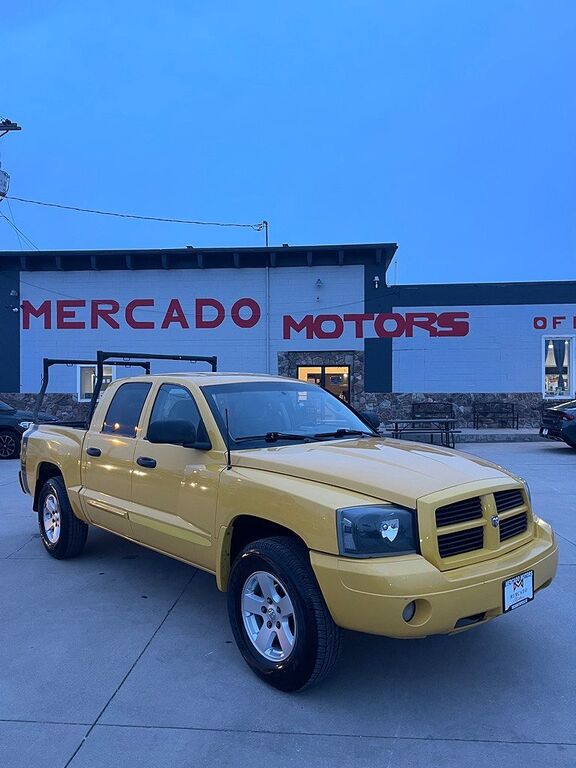 2006 DODGE Dakota