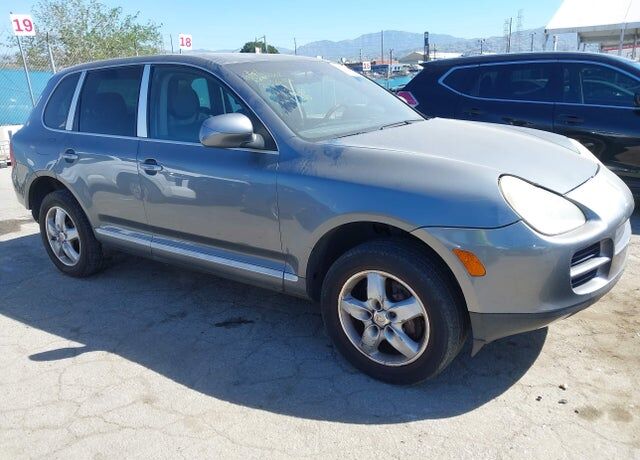 2005 PORSCHE Cayenne