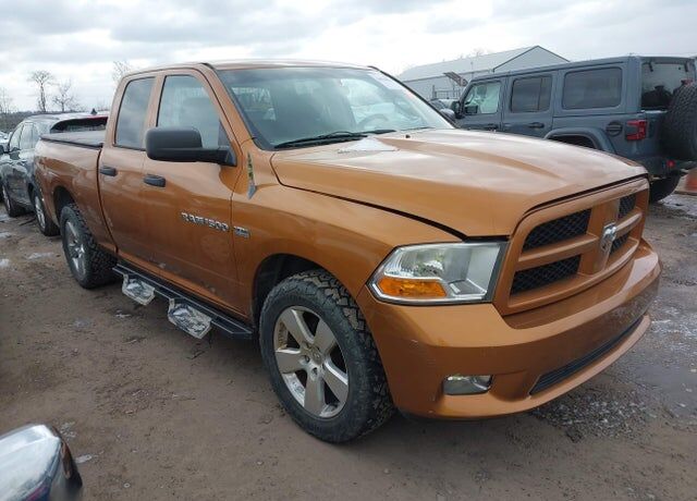 2012 DODGE Ram