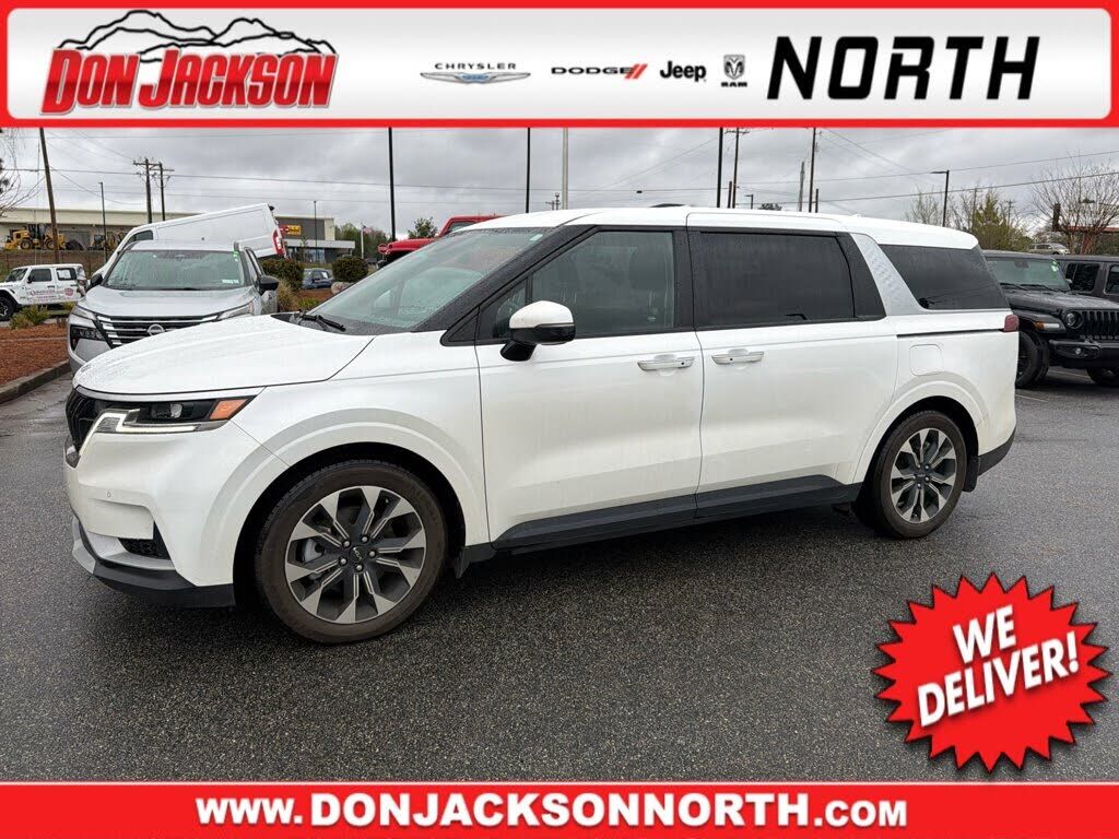 2017 KIA Sedona