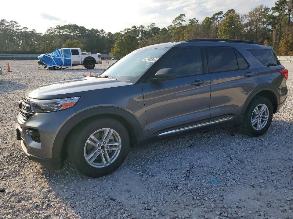 2021 FORD Explorer