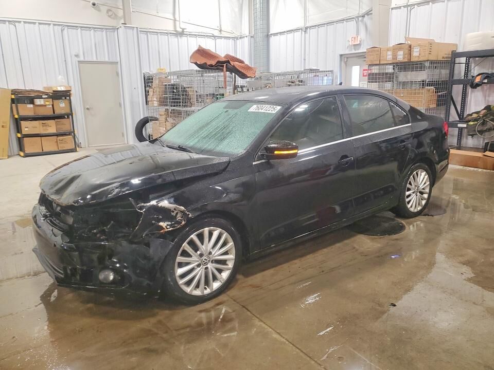2013 VOLKSWAGEN Jetta