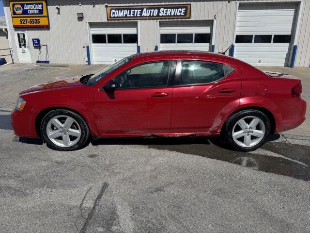 2013 DODGE Avenger