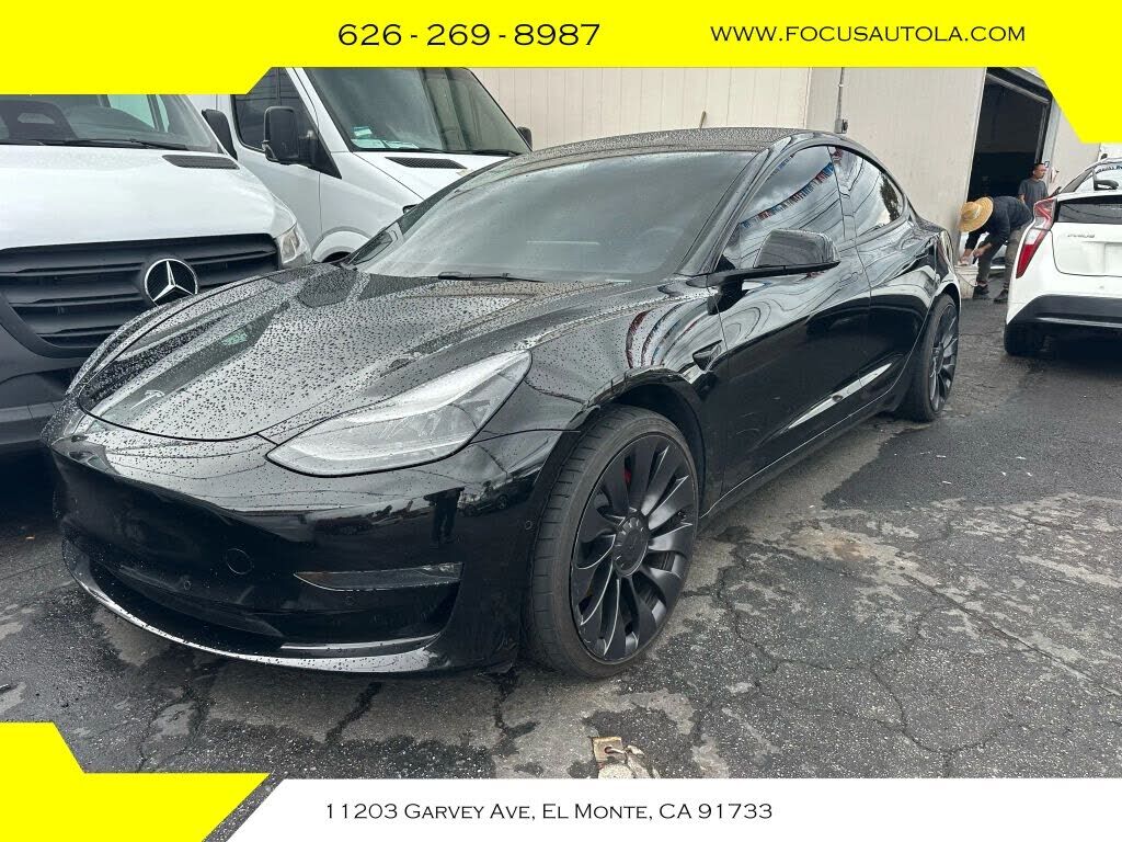 2022 TESLA Model 3