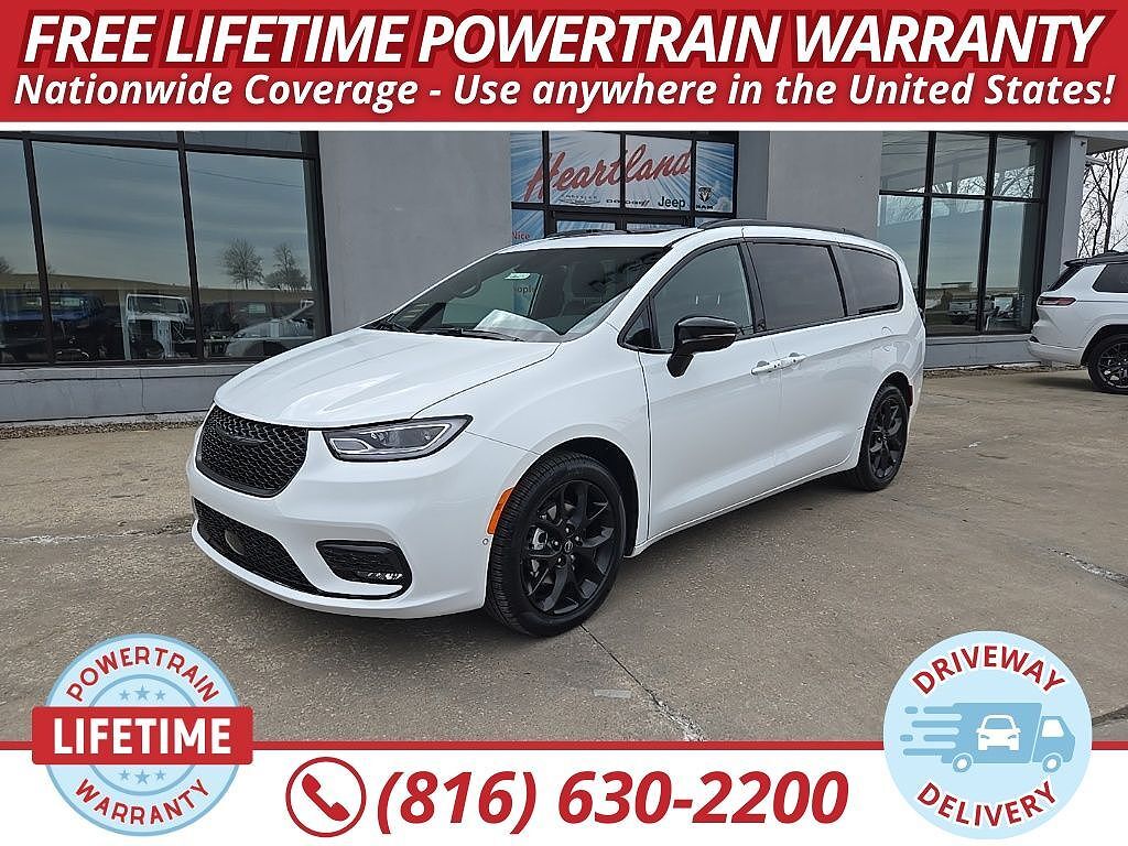 2026 CHRYSLER Pacifica