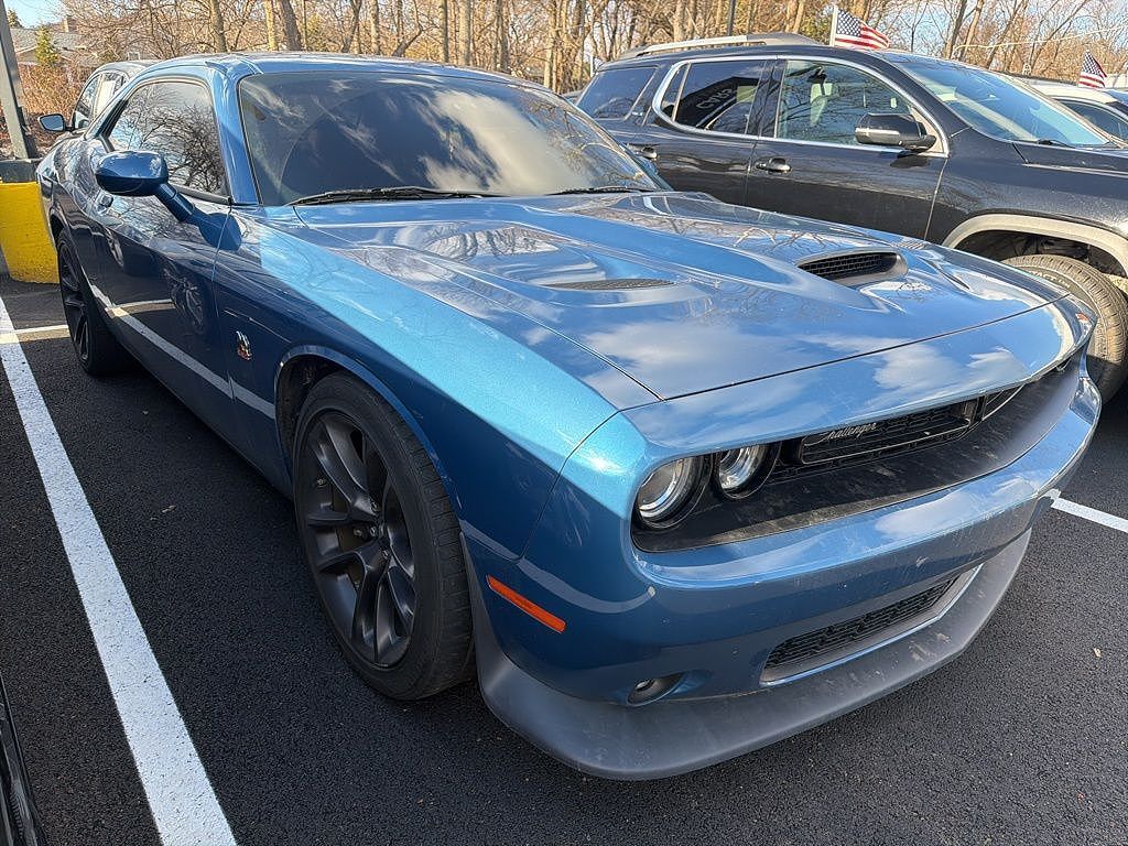 2020 DODGE Challenger