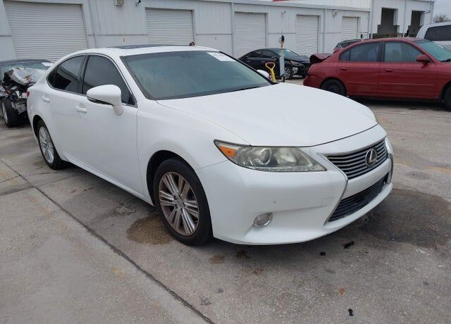 2015 LEXUS ES