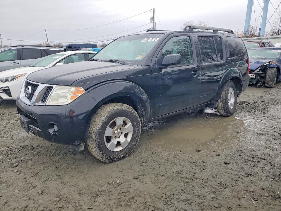 2011 NISSAN Pathfinder