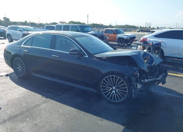 2022 MERCEDES-BENZ S-Class