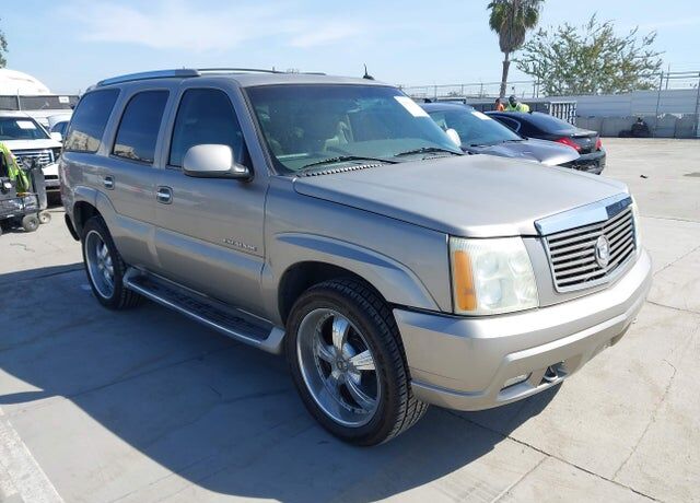 2003 CADILLAC Escalade