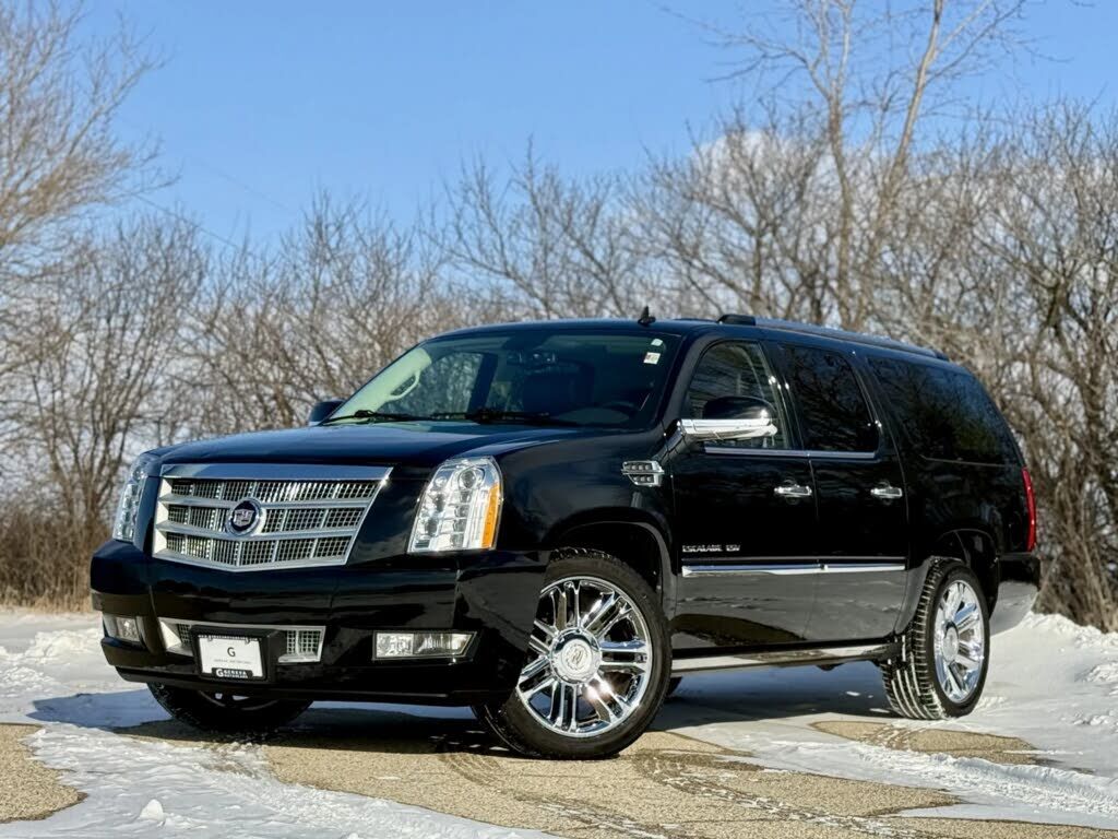 2011 CADILLAC Escalade