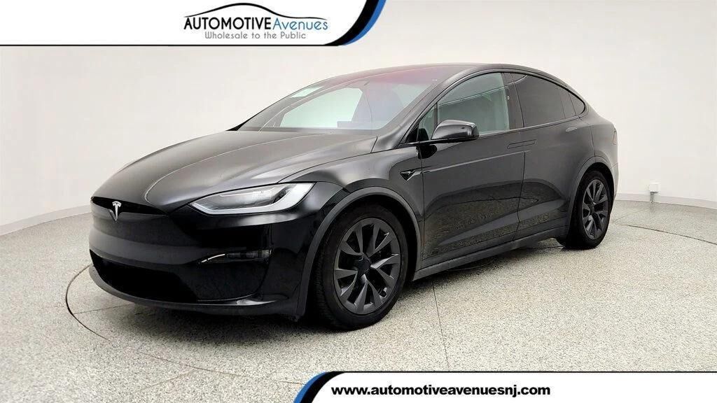 2024 TESLA Model X