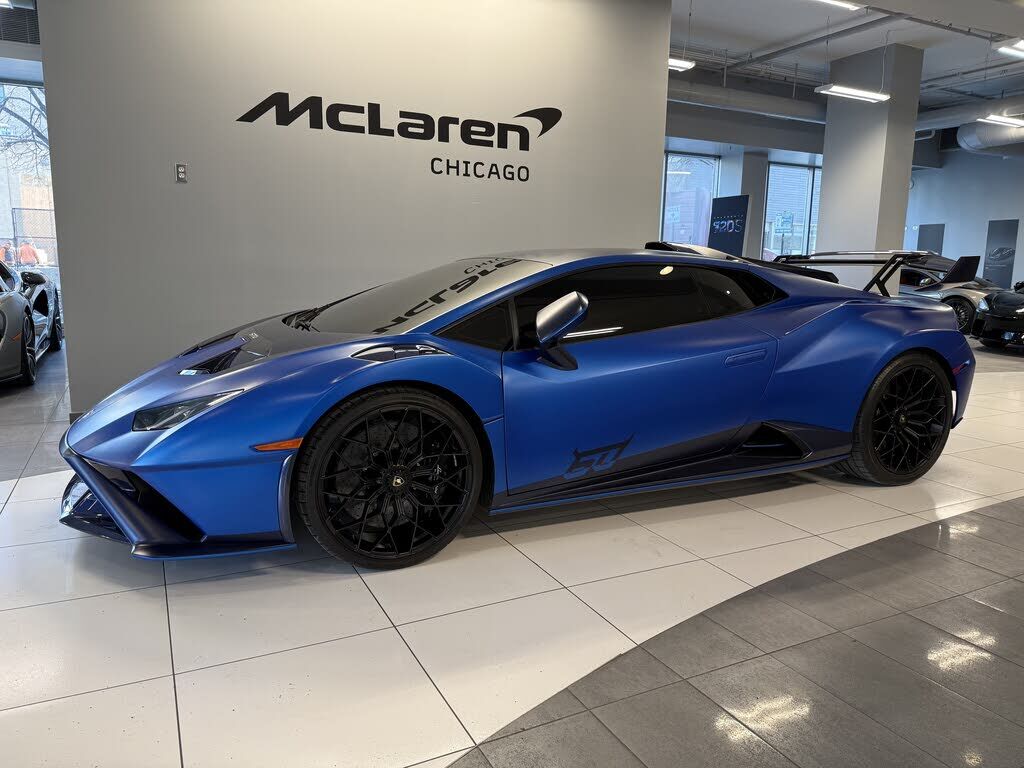 2023 LAMBORGHINI Huracan STO