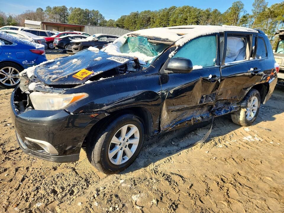 2013 TOYOTA Highlander