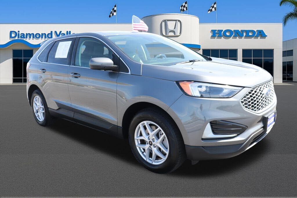 2023 FORD Edge