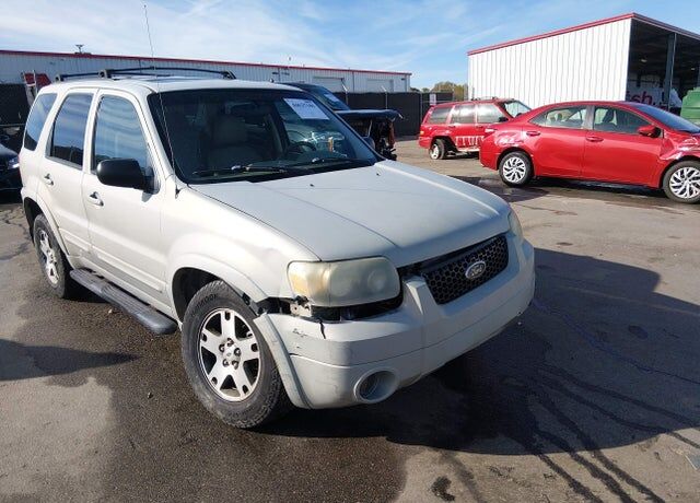 2005 FORD Escape