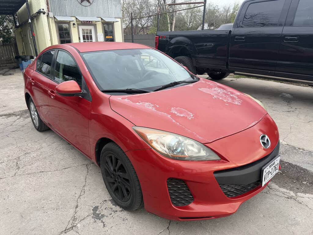 2013 MAZDA Mazda3