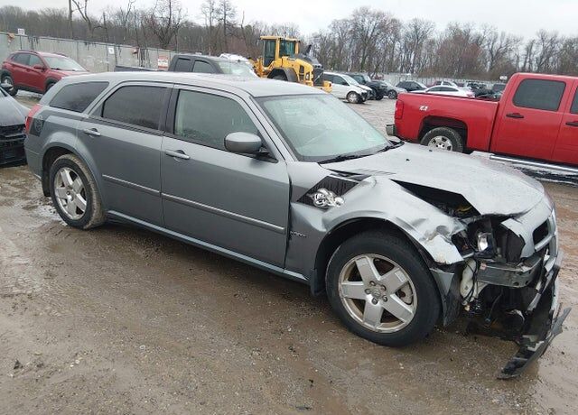 2006 DODGE Magnum