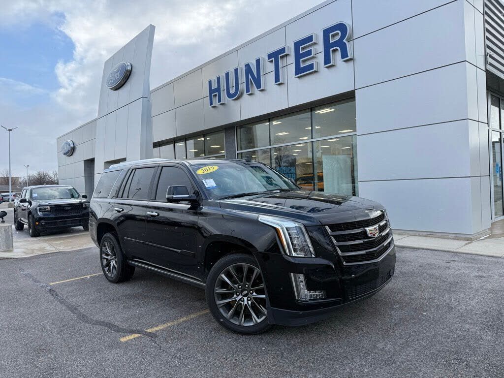 2019 CADILLAC Escalade