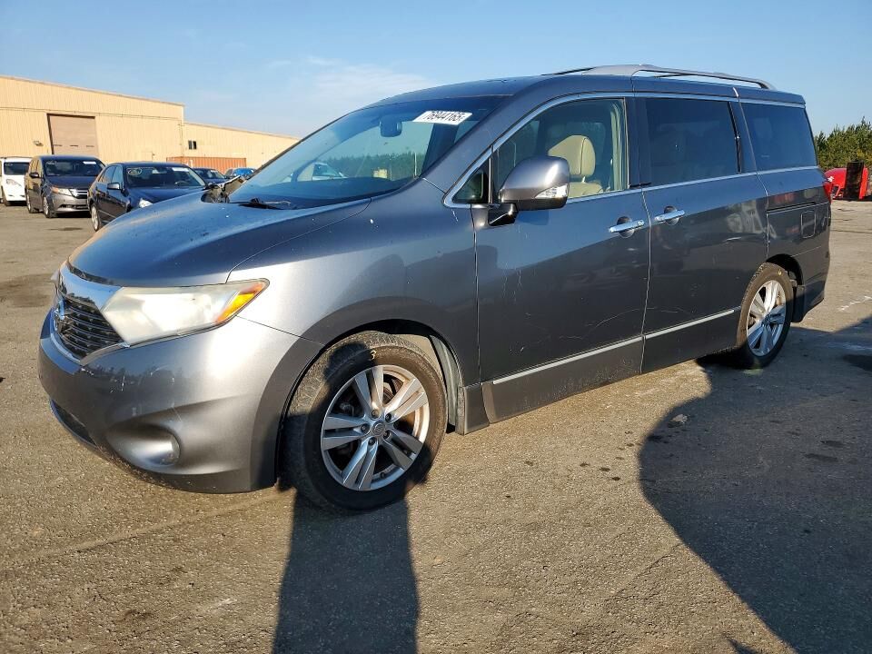2015 NISSAN Quest