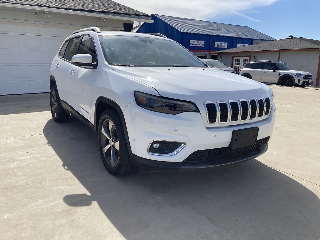 2019 JEEP Cherokee
