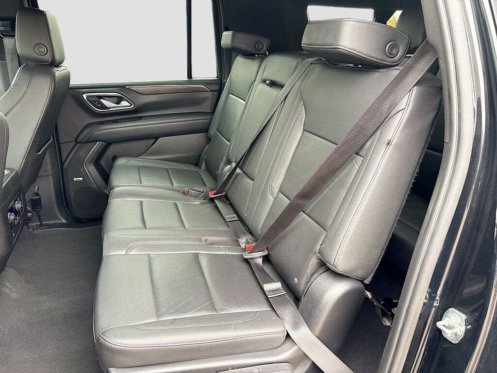 2023 CHEVROLET Suburban