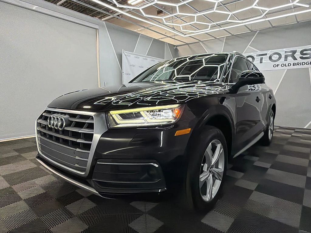 2020 AUDI Q5