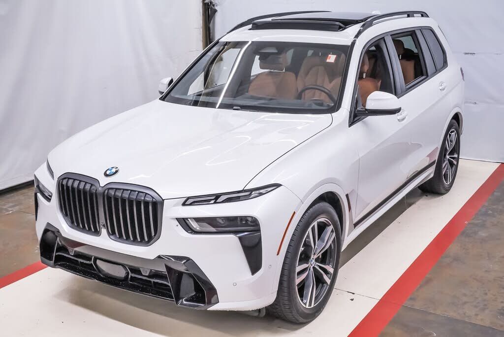 2024 BMW X7
