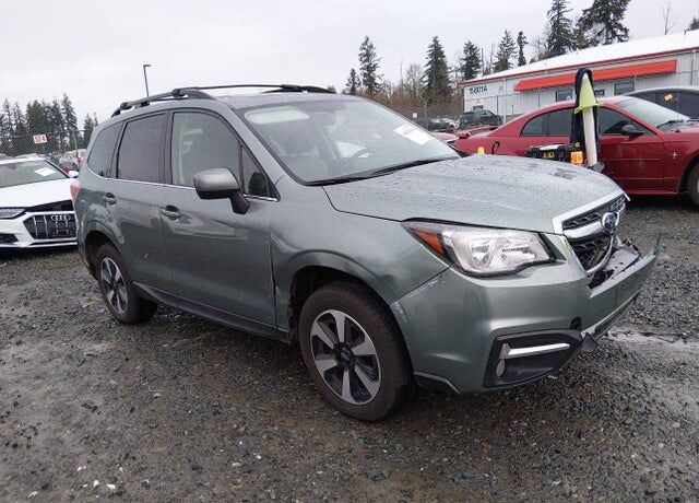 2017 SUBARU Forester