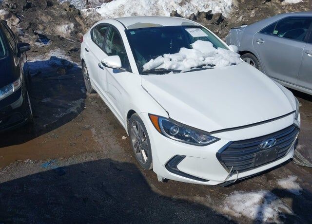 2017 HYUNDAI Elantra