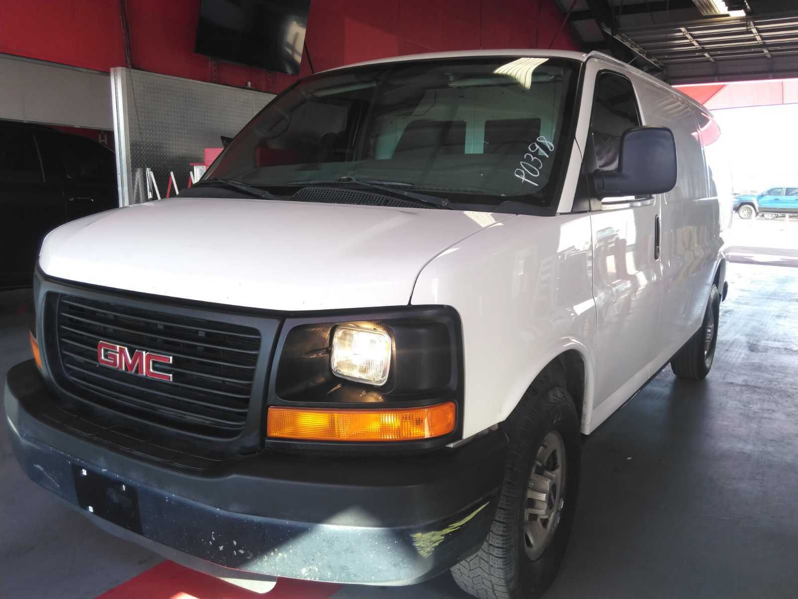 GMC Savana