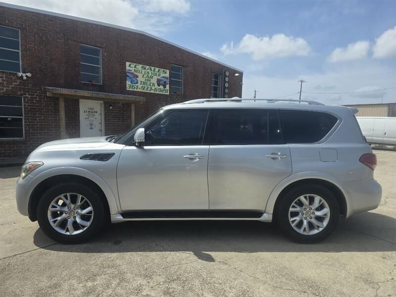 2012 INFINITI QX56