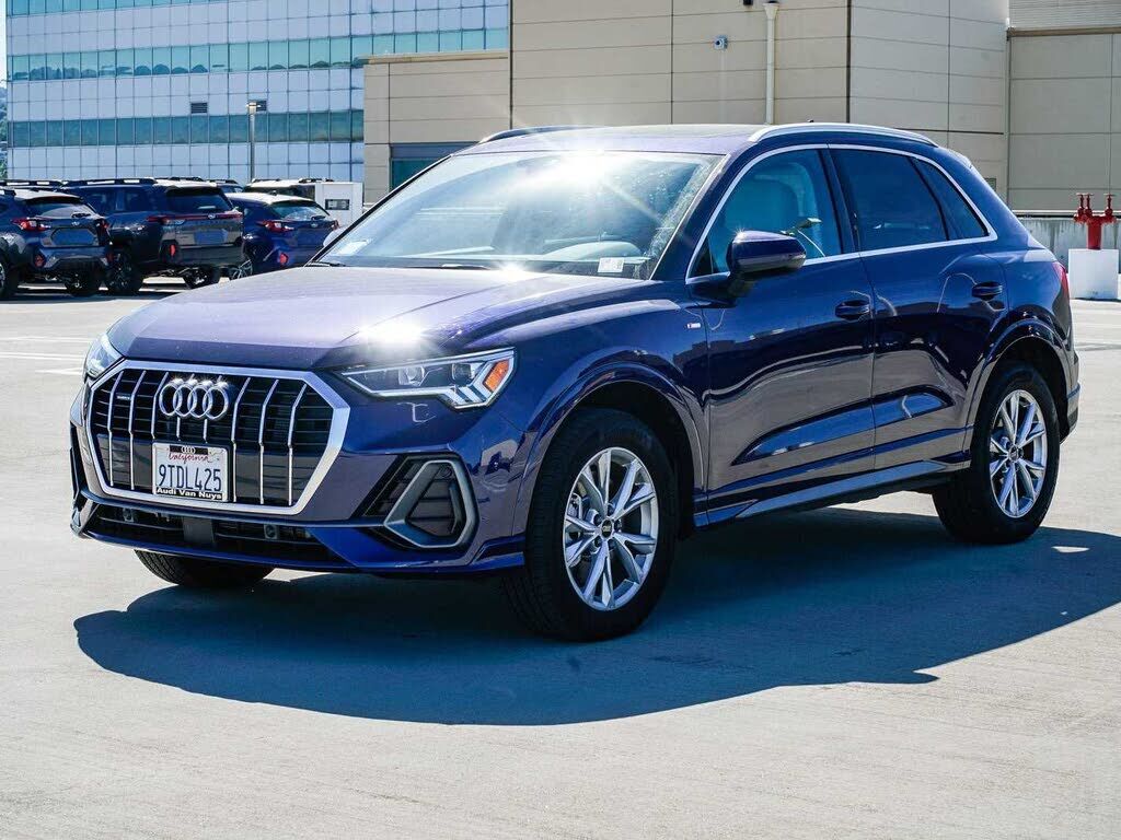 2025 AUDI Q3