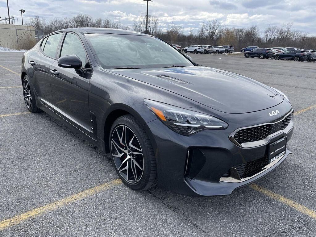 2023 KIA Stinger