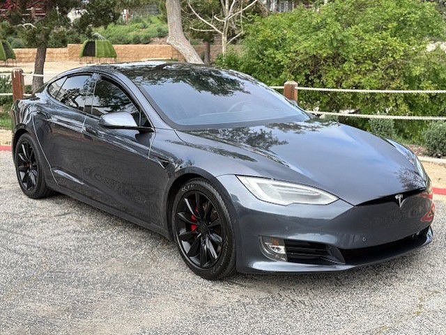 2017 TESLA Model S