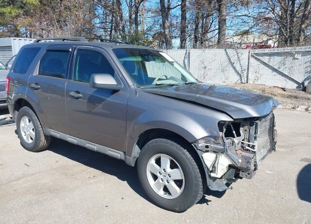 2009 FORD Escape