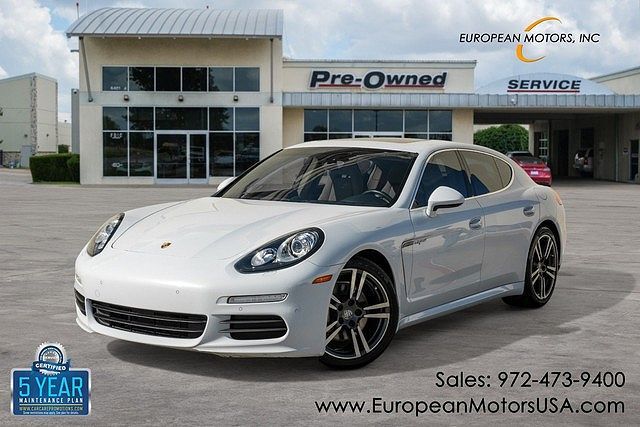 2016 PORSCHE Panamera