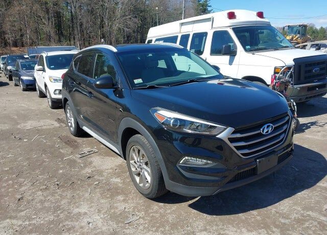 2017 HYUNDAI Tucson