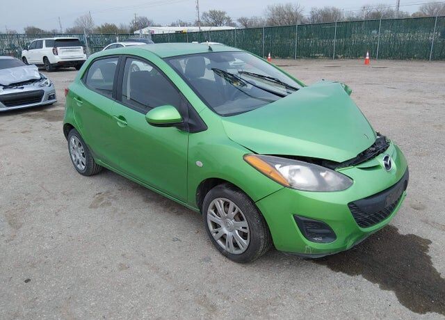 2011 MAZDA Mazda2