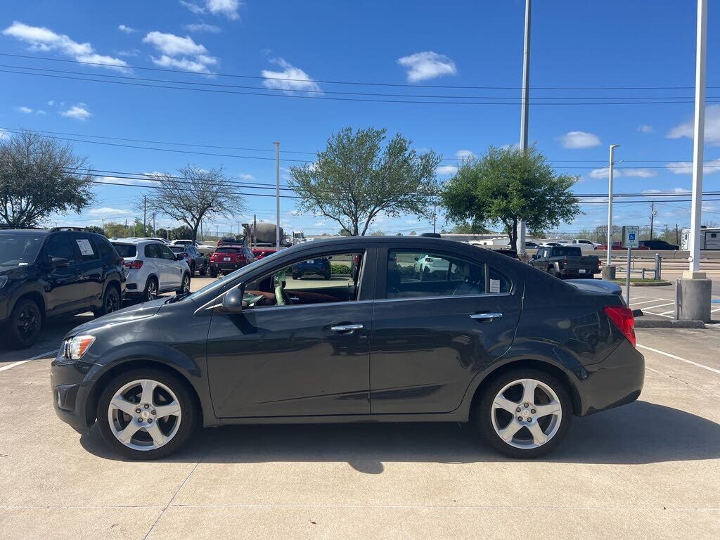 2015 CHEVROLET Sonic