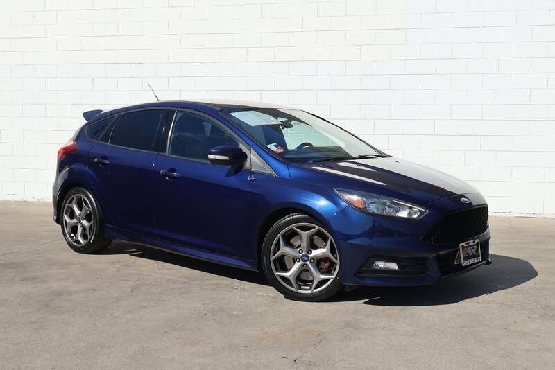2017 FORD Focus