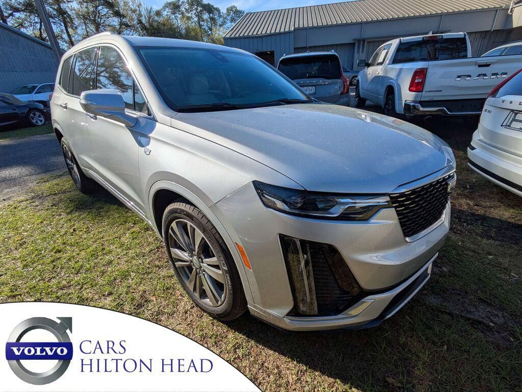 2020 CADILLAC XT6
