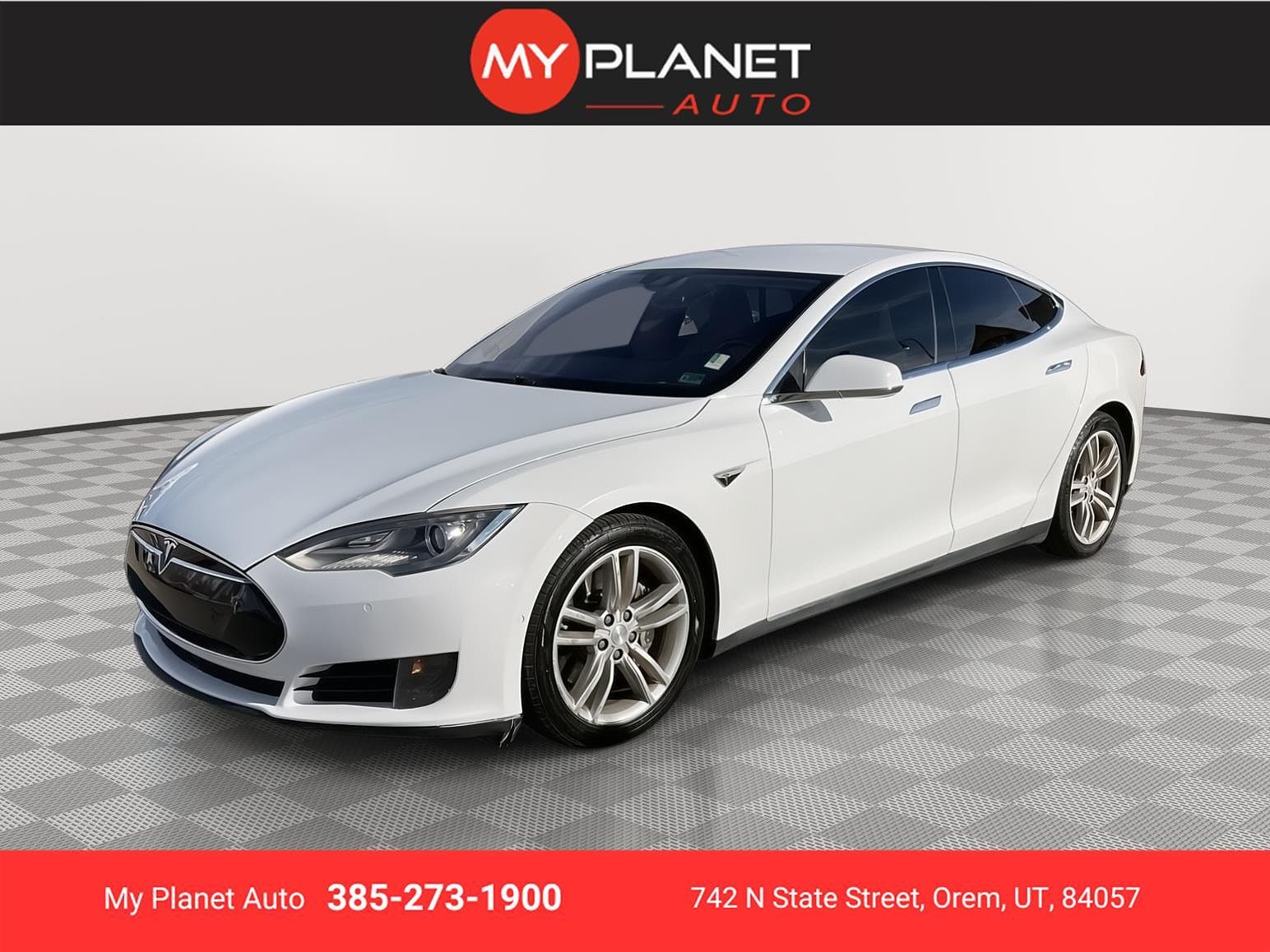 2015 TESLA Model S