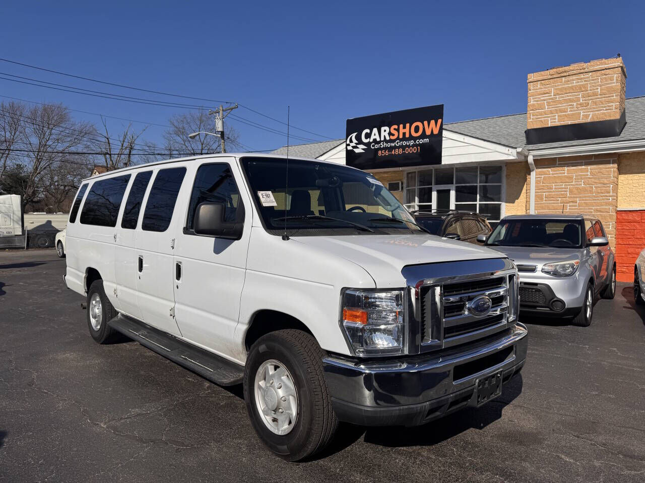 2013 FORD E-350