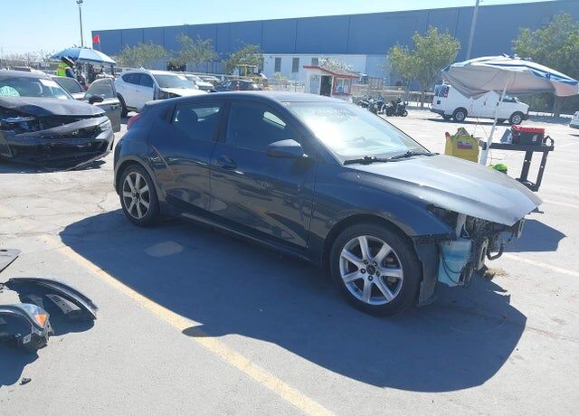 2019 HYUNDAI Veloster