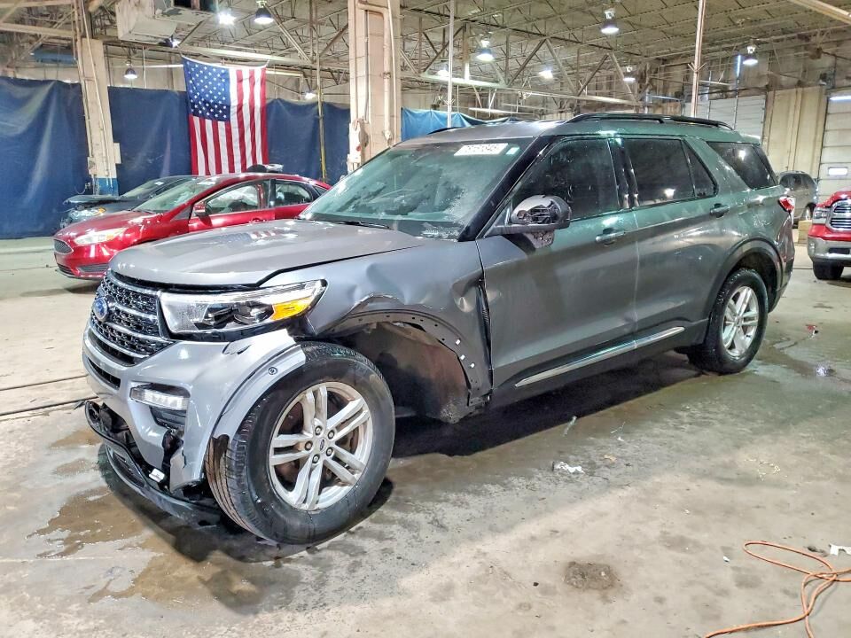2021 FORD Explorer