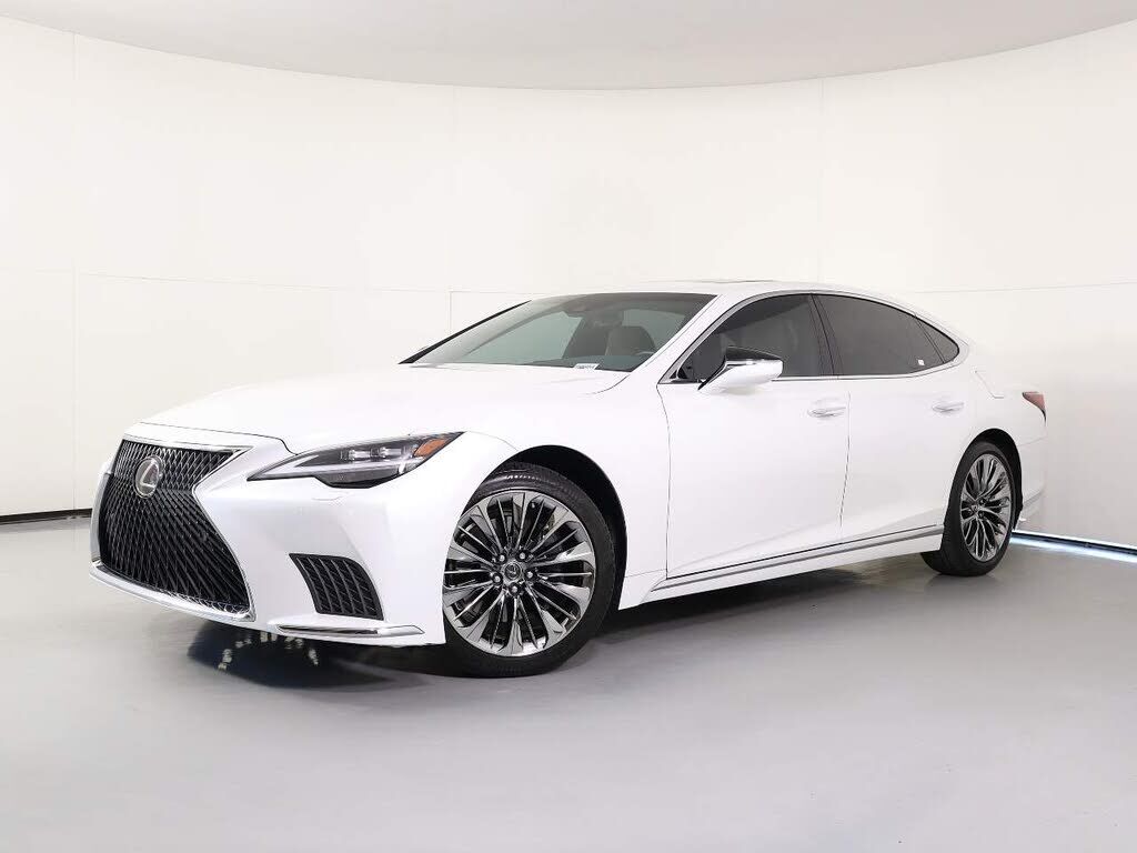 2022 LEXUS LS