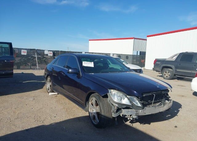 2011 MERCEDES-BENZ E-Class