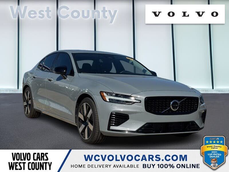 2024 VOLVO S60